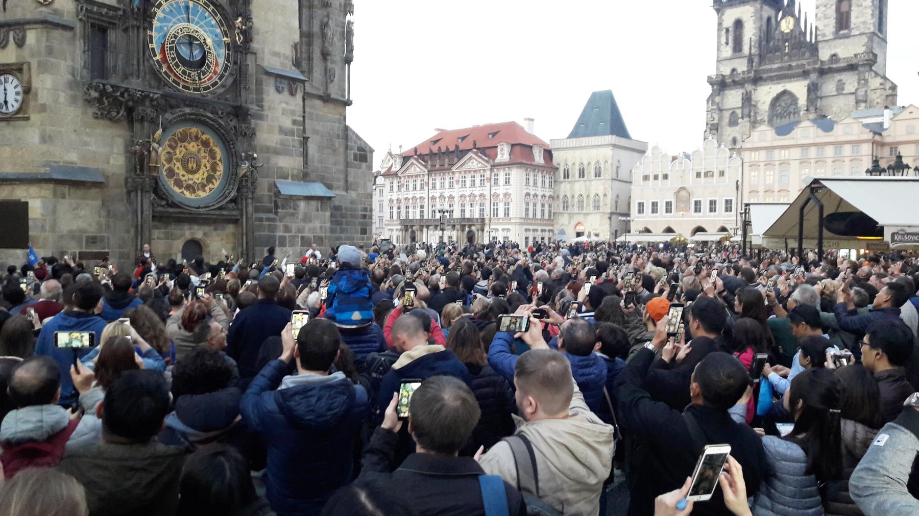 STAROMĚSTSKÁ RADNICE S ORLOJEM (NKP) PRAHA Staré Město