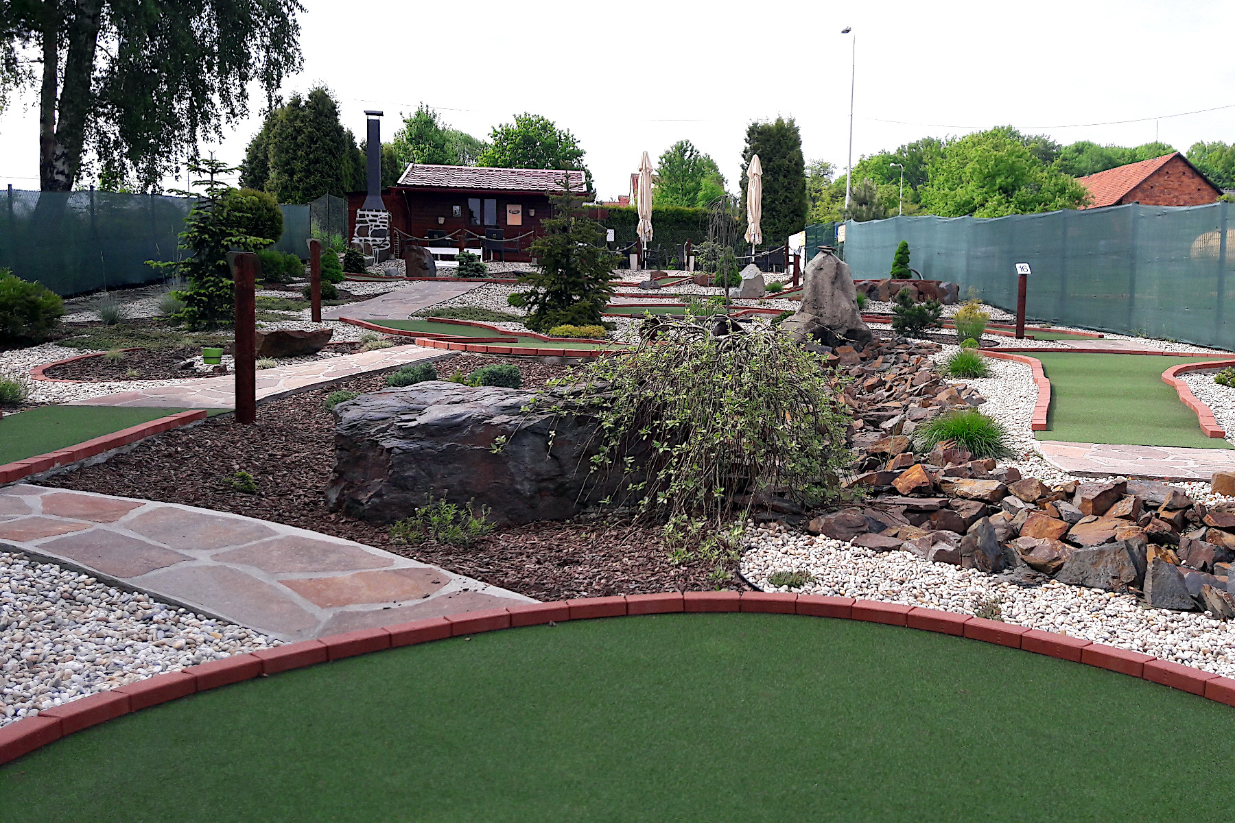 ADVENTURE GOLF OLEN VE FRDKU-MSTKU