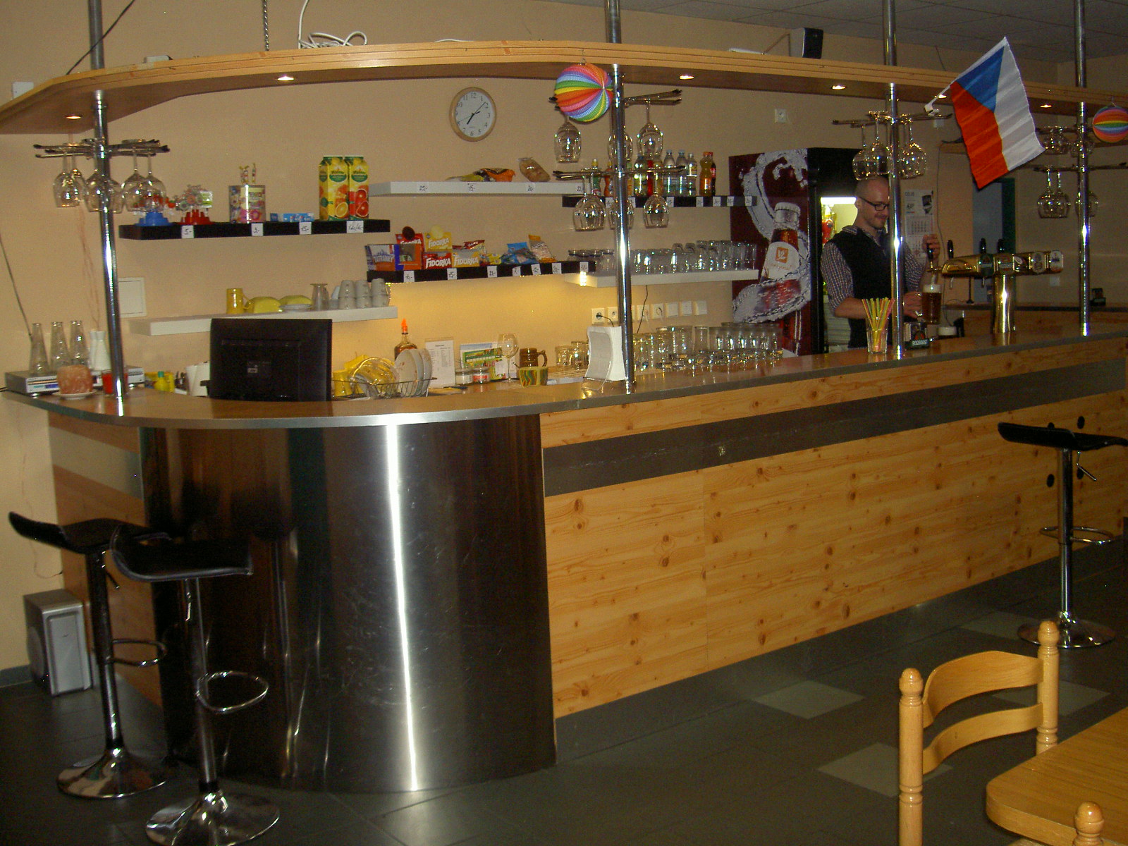 HALA SPORT TJ FERRUM A BAR SPORT FRÝDLANT N. O.