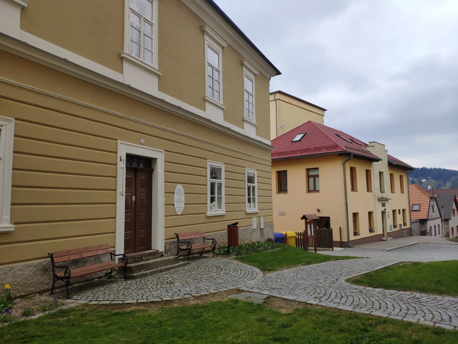 TRHOVÁ KAMENICE