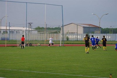 SPORTOVNÍ AREÁLY CHROPYNĚ