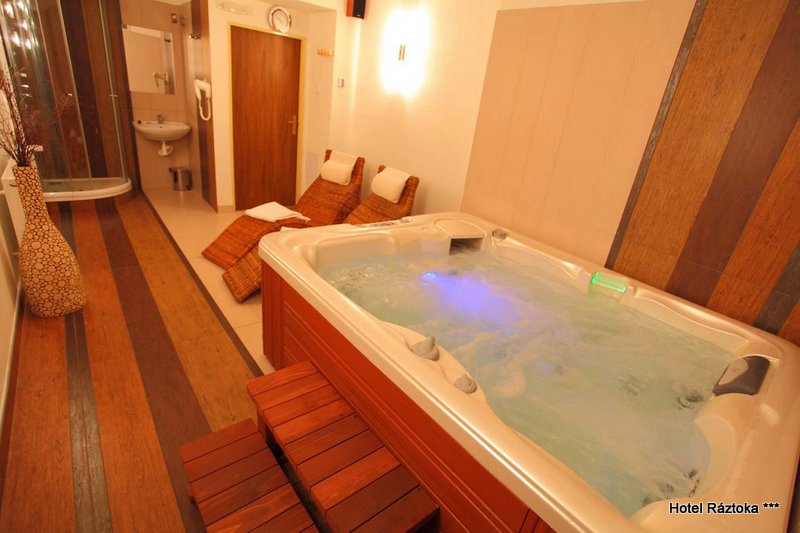 WELLNESS HOTELU RZTOKA