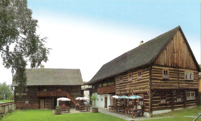 HOSTINEC NA RYCHTĚ V JESTŘEBÍ